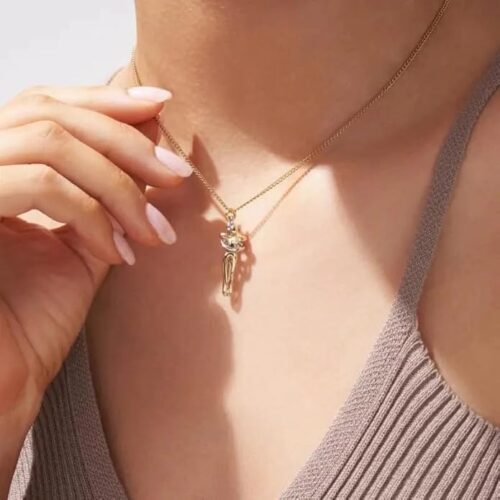 hug pendant1